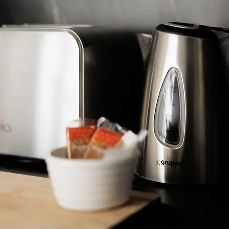 Ilios - Next To * Γουβιά